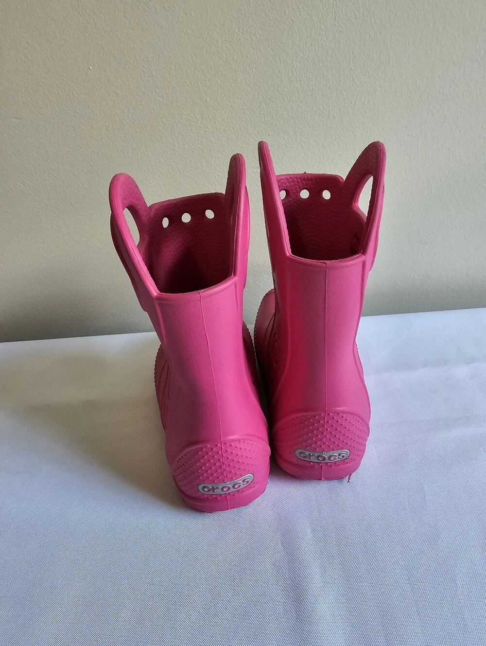 CROCS Kids Bright Pink Waterproof Rain Boots with Handles